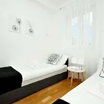 Town Apartman