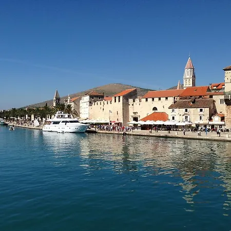 Lägenhet Town Trogir